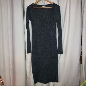 Aritzia Wilfred Grey Ribbed Long Sleeve Dress